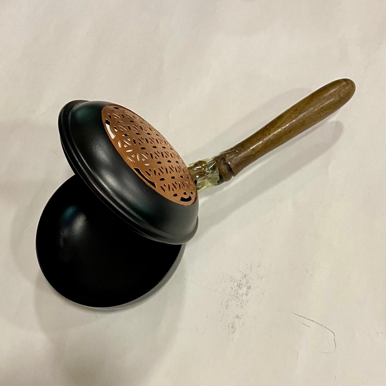 SAHUMADOR ACERO-TAPA METAL --//--M:$13.900 --D:$15.900