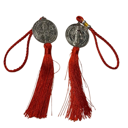 COLGANTE SAN BENITO-HILO ROJO / M:$2.000 c/u - D:$2.900 c/u