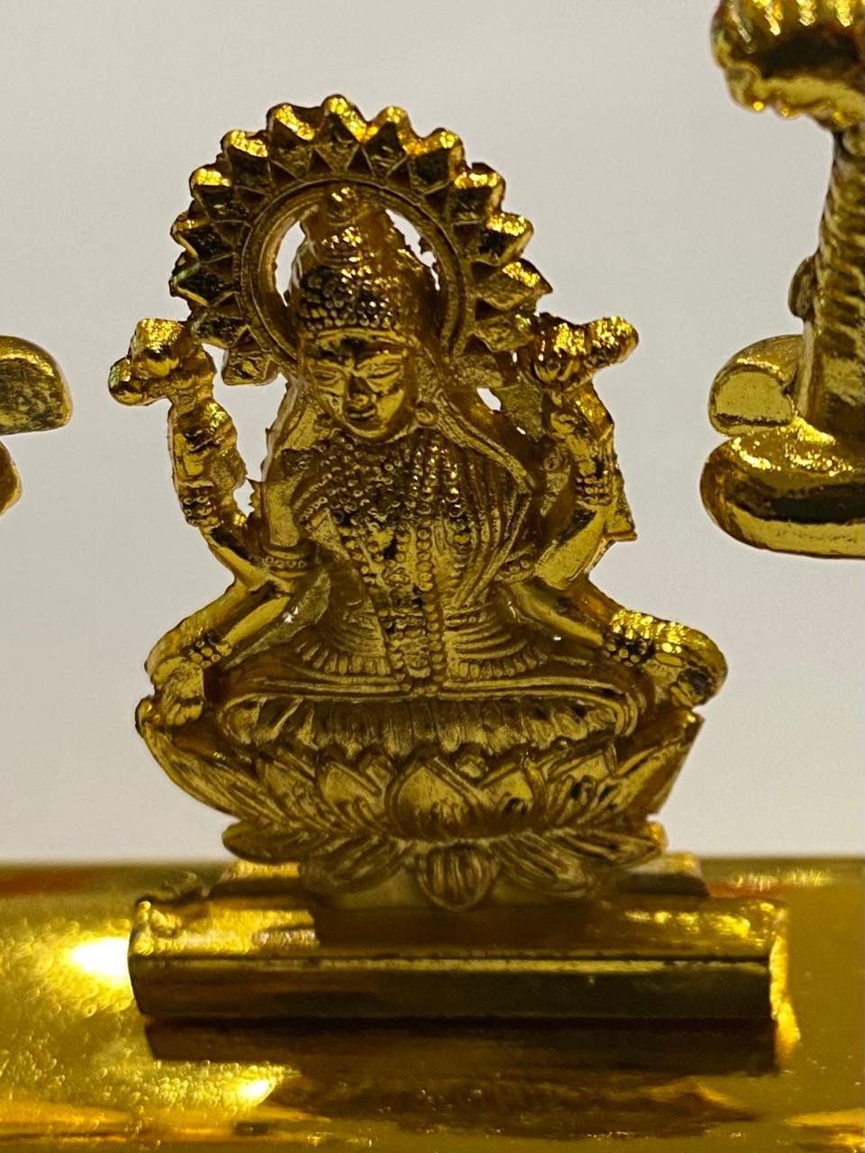 GANESH CON ELEFANTES / LAXMI CON ELEFANTES – SAHUMADOR DECORATIVO EN METAL / M:$7.900 - D:$9.900