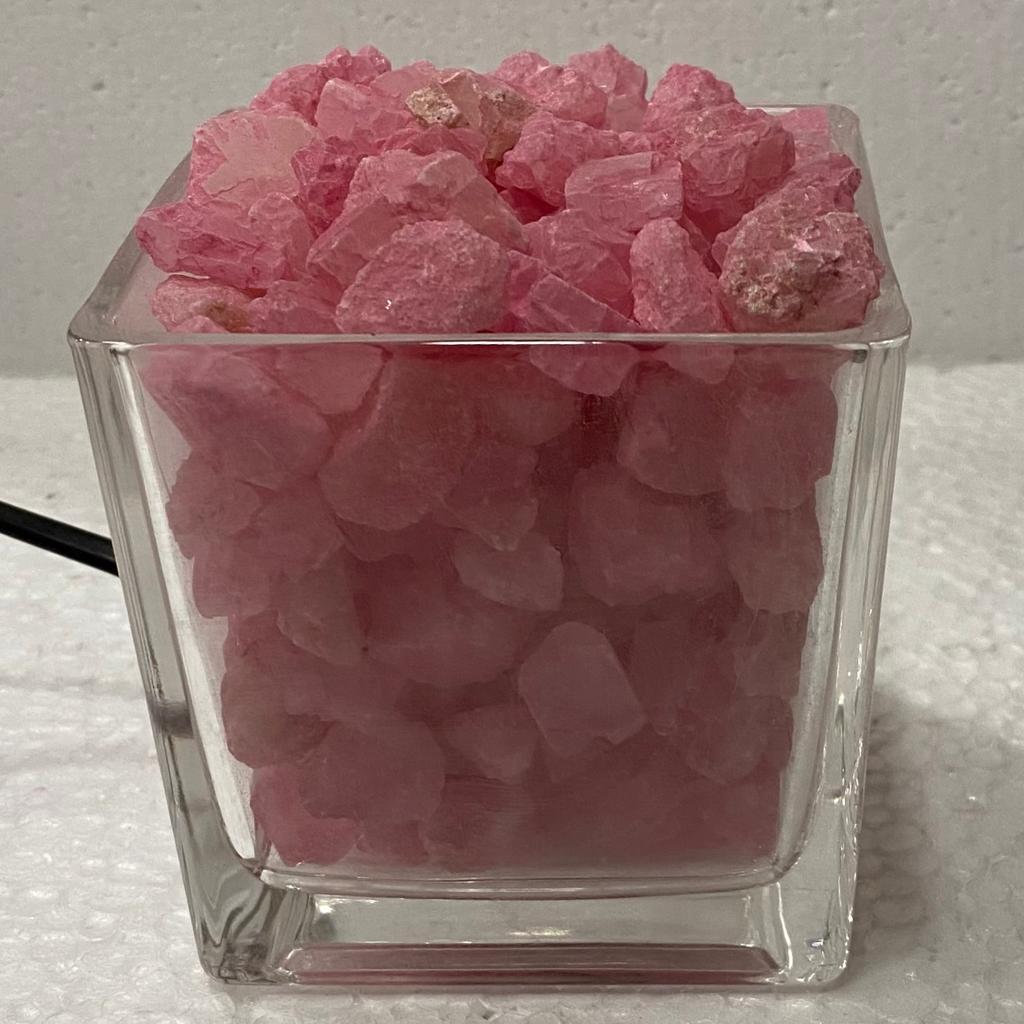 LAMPARA de SAL , CUBO -- M:$8.900 -D:$10.900