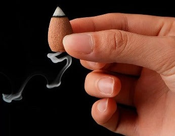 INCIENSO CONO PARA CASCADA DE HUMO - NARANJA --//--M:$1.000 --D:$1.500