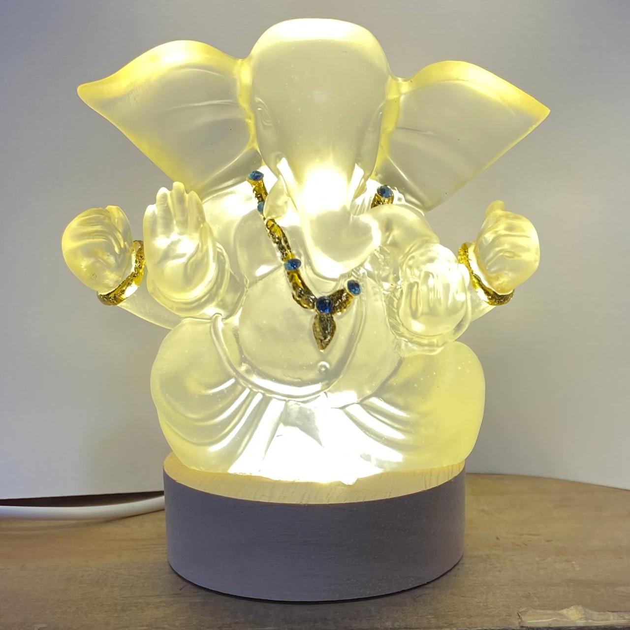 GANESH - FIGURA RESINA / M: $6.900 - D: $7.900