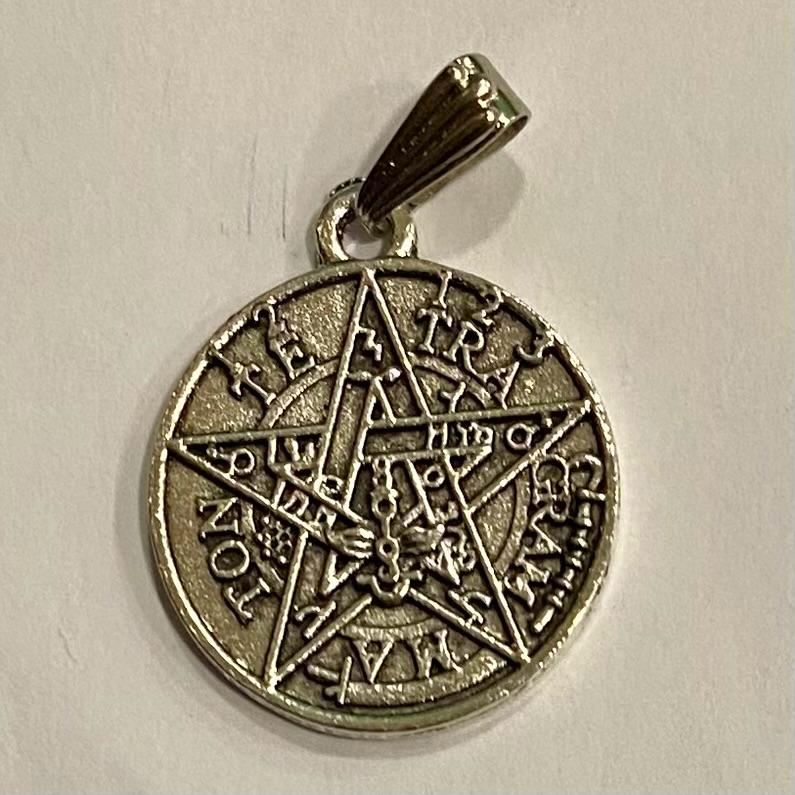 COLGANTE AMULETO TETRAGRAMATON - 2CM / M: $1.000 - D: $1.500