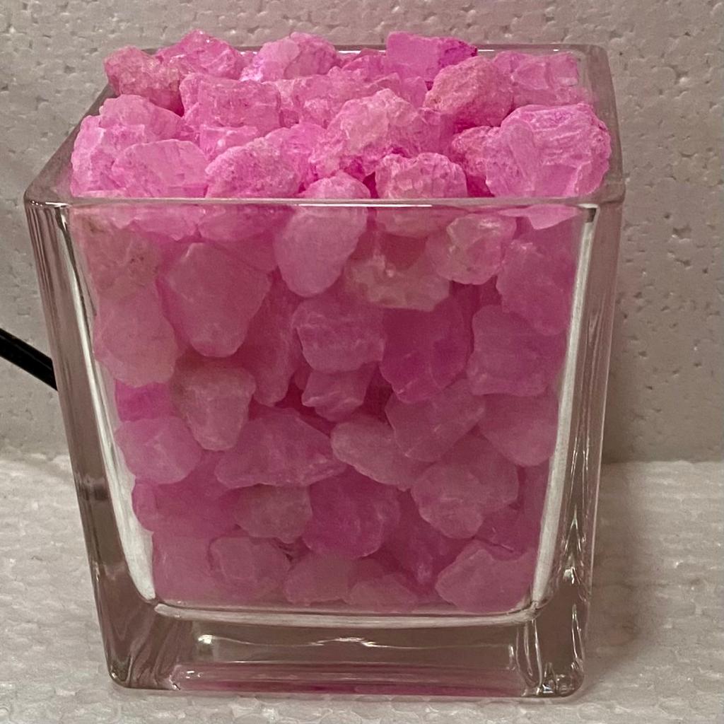 LAMPARA de SAL , CUBO -- M:$8.900 -D:$10.900