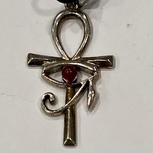 OJO DE HORUS EN CRUZ ANKH - COLGANTE / M: $2.000 - D: $3.000