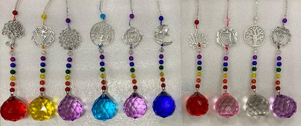 COLGANTE 7 CHAKRAS CON AMULETO PRISMA / M: $5.900 cada uno - D: $7.900 cada uno