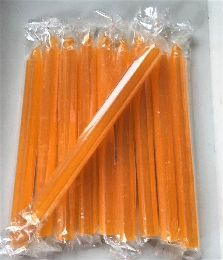 10 VELAS COLOR NARANJO / M: $2.900 - D: $3.500