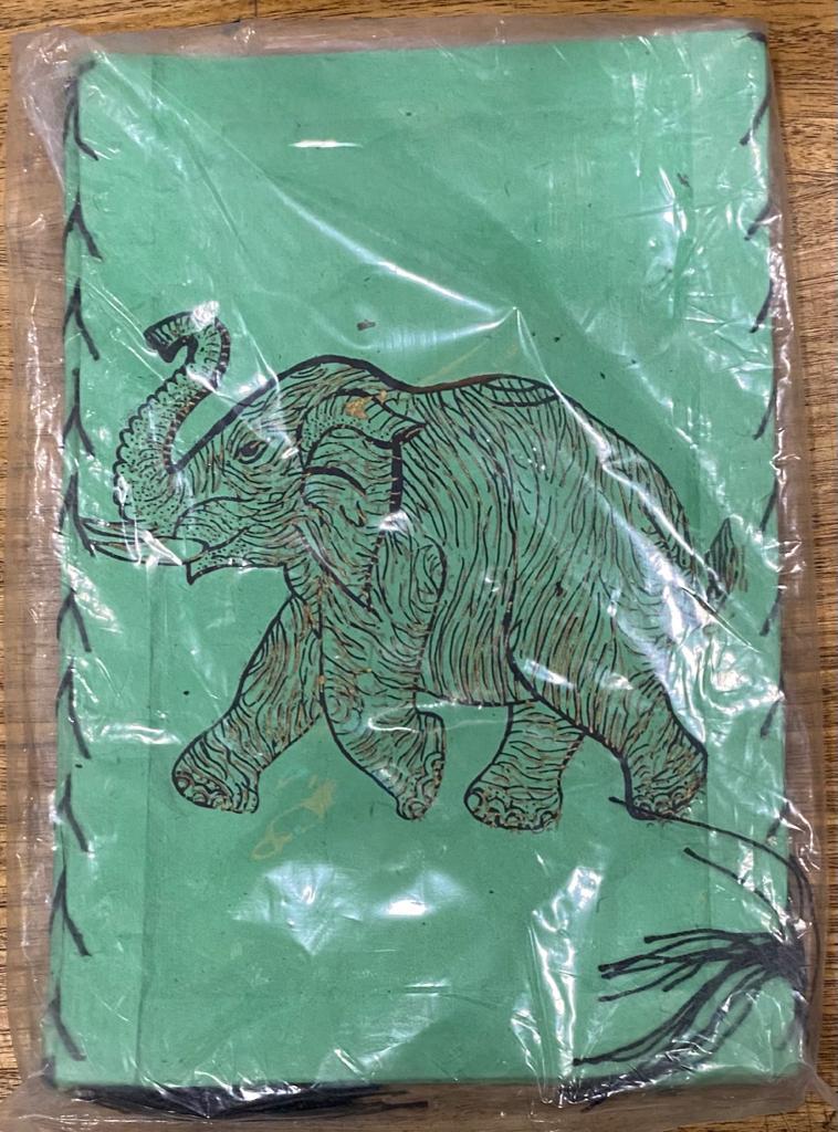PANTALLA PAPEL LOKTA / M:$3.900 - D:$4.900