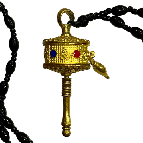COLLAR ÓNIX TIBETANO CON RUEDA DE ORACIÓN / M:$4.900 c/u - D:$5.900 c/u