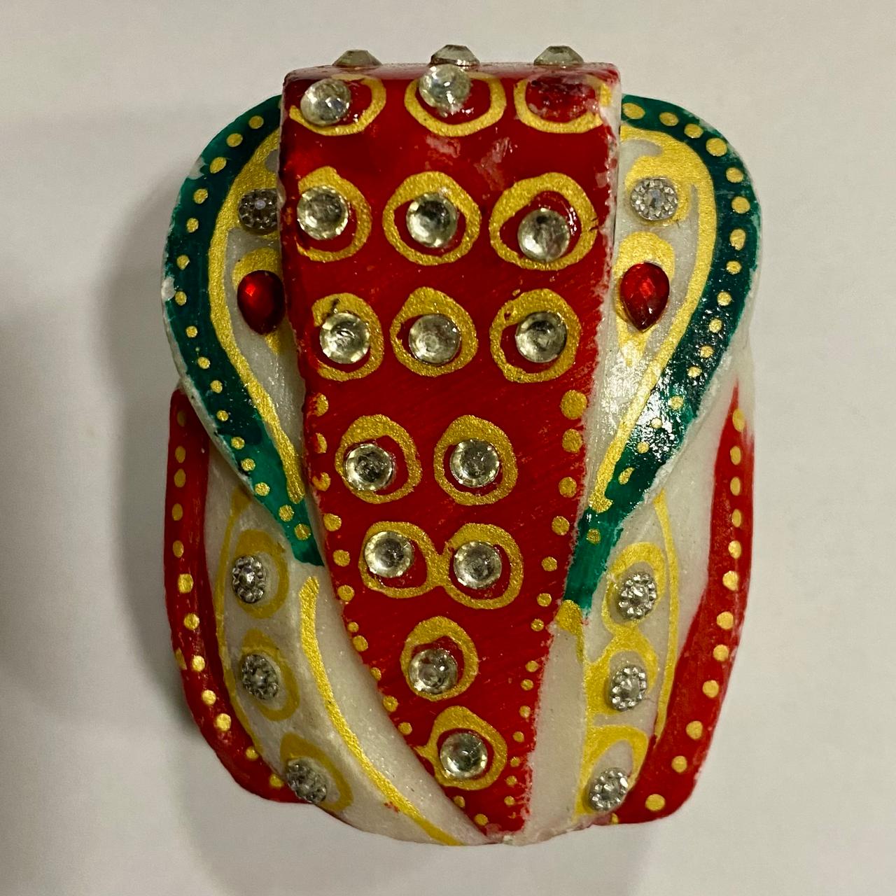 GANESHA sobre MESITA -//- M:$7.900 --D:$9.900