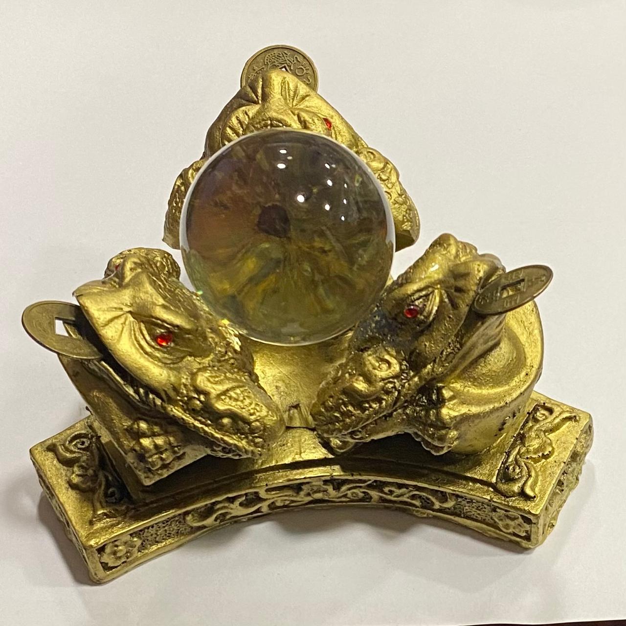 TRES RANAS DE FORTUNA CON ESFERA--//--M:$7.900 --D:$9.900