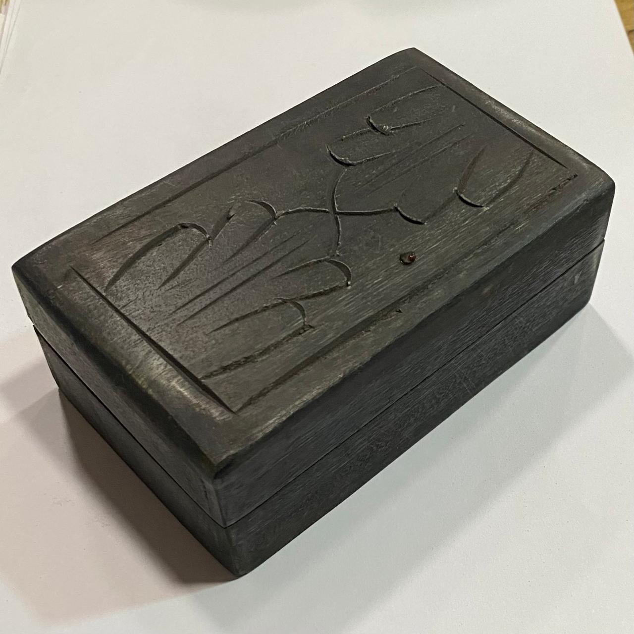 CAJA MADERA TALLADA RECTANGULAR --//..OFERTA $3.900