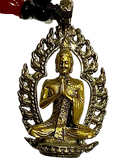 COLGANTE BUDA EN NAMASTE – ESPIRITUALIDAD Y ARMONÍA / M:$4.900 - D:$5.900