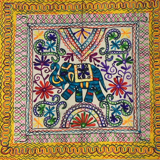 CAMINO DE MESA - CUADRADO --//--M:$4.900 - D:6.900