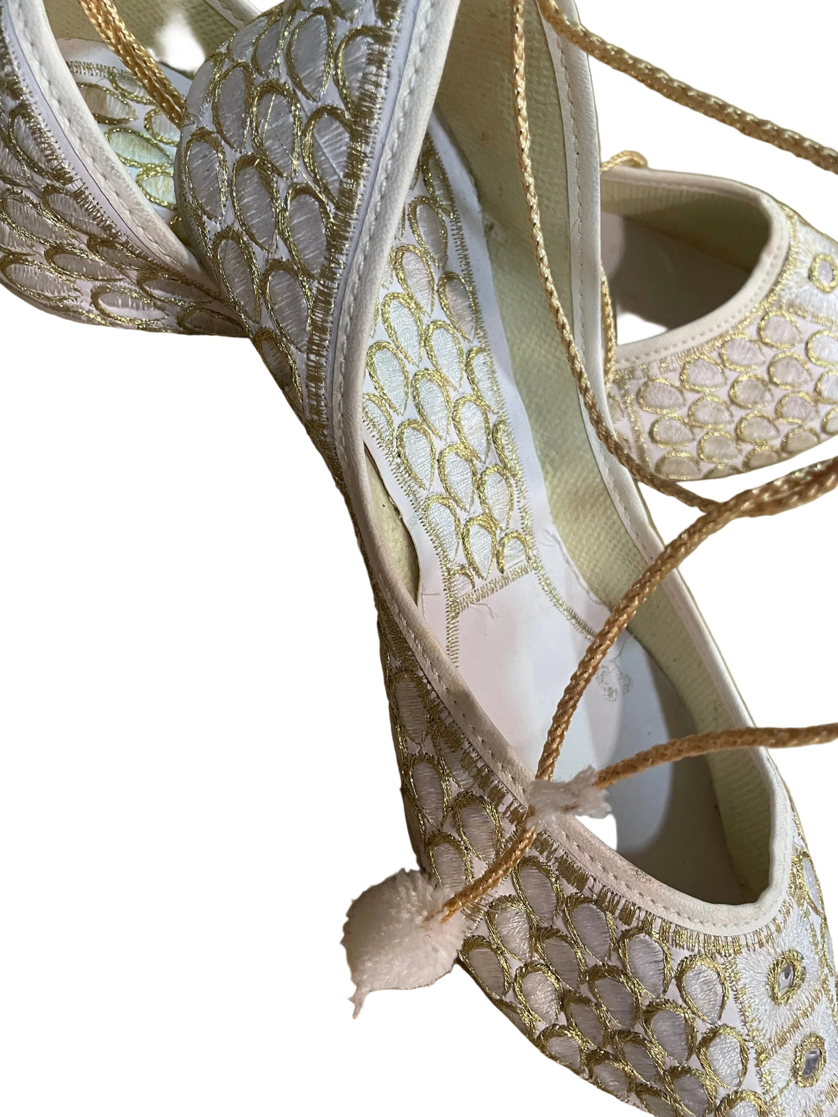 ZAPATOS INDIOS - BLANCO 25CM / OFERTA $7.000