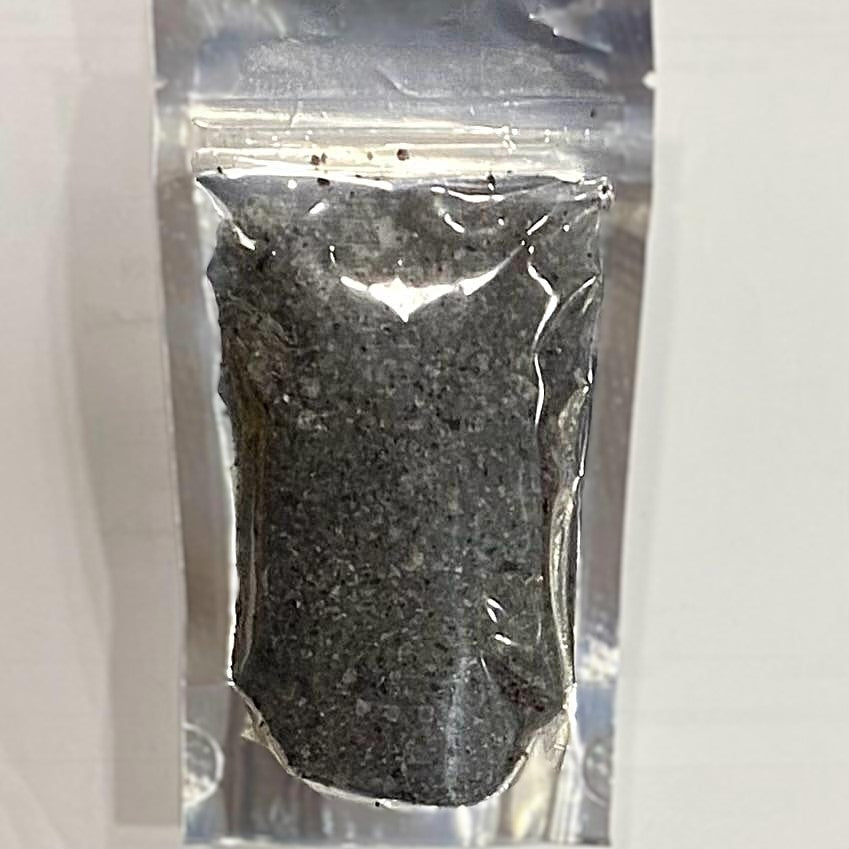 SAL DE BRUJA DE BAÑO – SAL NEGRA / M: $2.900 - D: $3.900