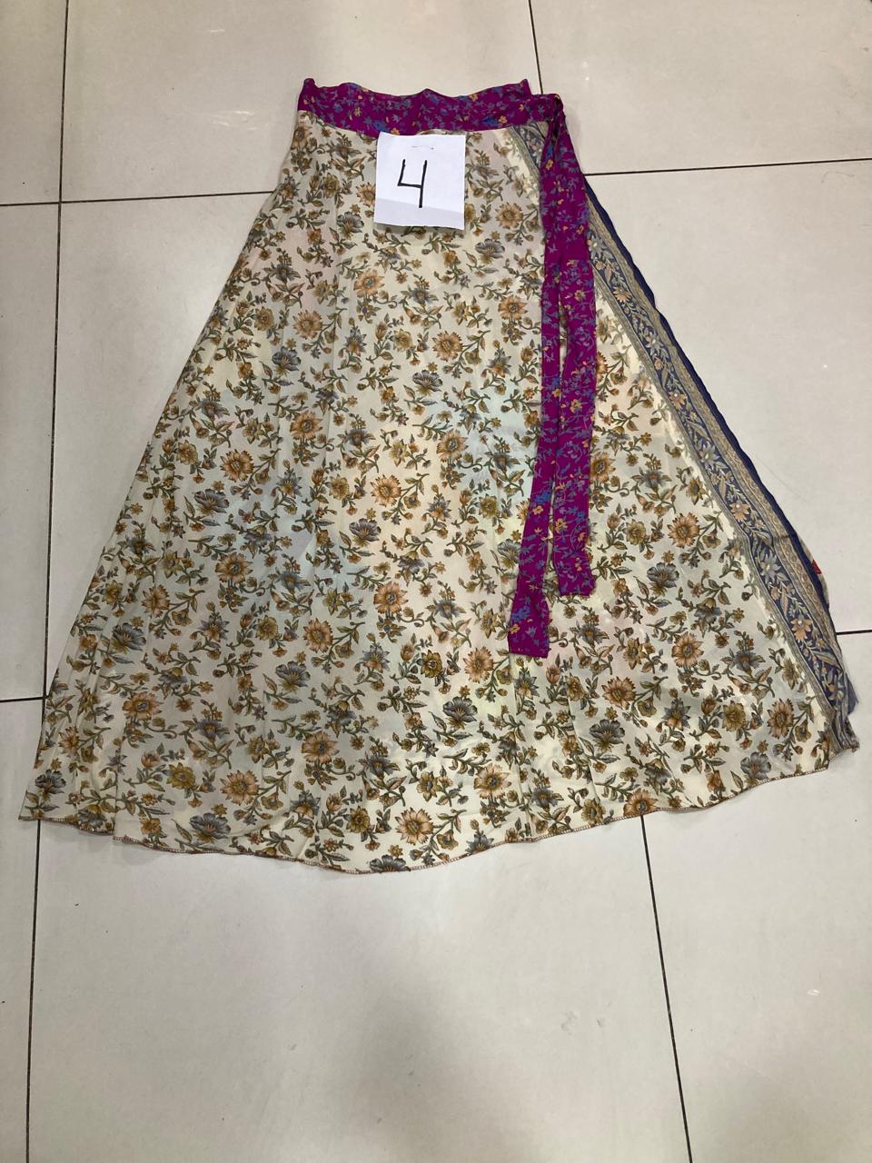 FALDA ENVOLVENTE Y REVERSIBLE LARGA  - HECHO EN INDIA / M:$4.900 - D:$6.900