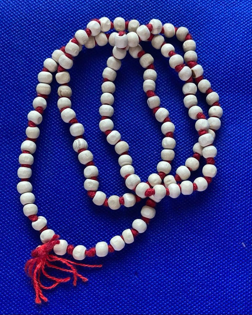 JAPA MALA MADERA / M: $1.000 - D: $2.000